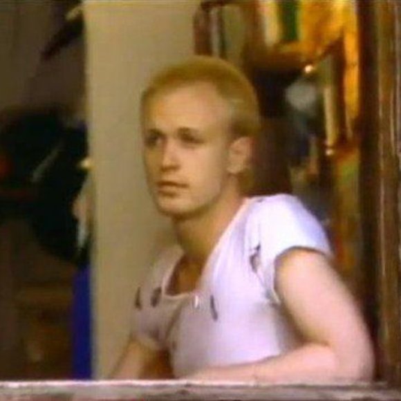 Meet your Posher, Edward - Picture 8 of 8